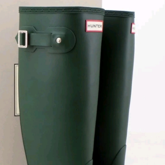 Hunter Women's Matte Green Original Tall Rain Boots - Picture 4 of 4